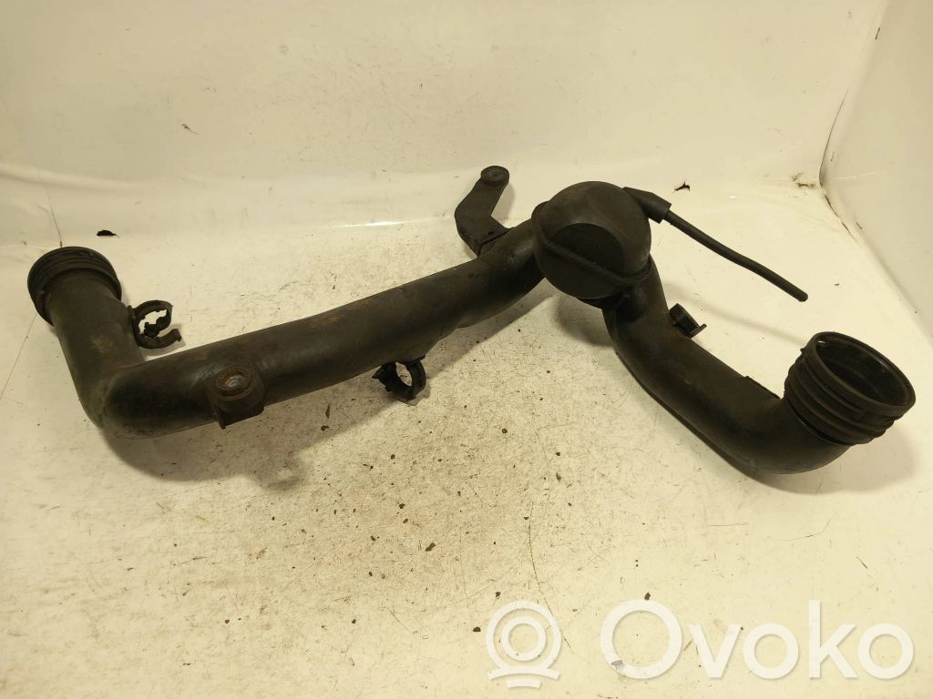 Volkswagen Golf V Wąż / Rura intercoolera 