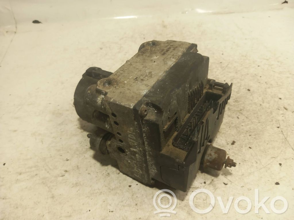 Audi A6 S6 C4 4A ABS Blokas 