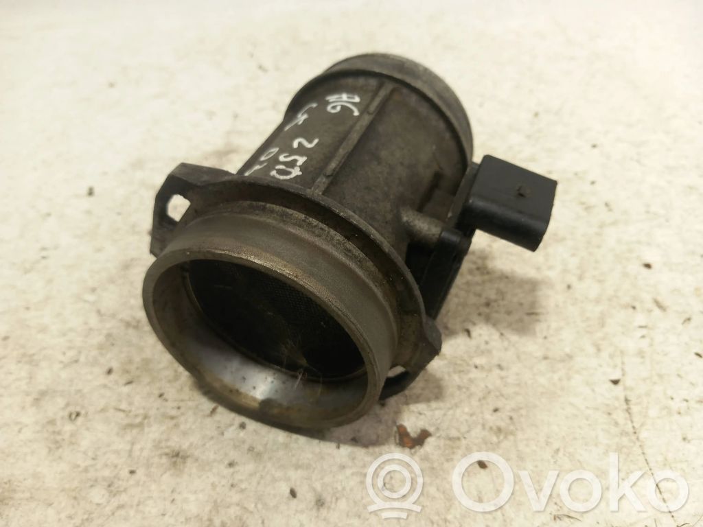 Audi A6 S6 C5 4B Przepływomierz masowy powietrza MAF 