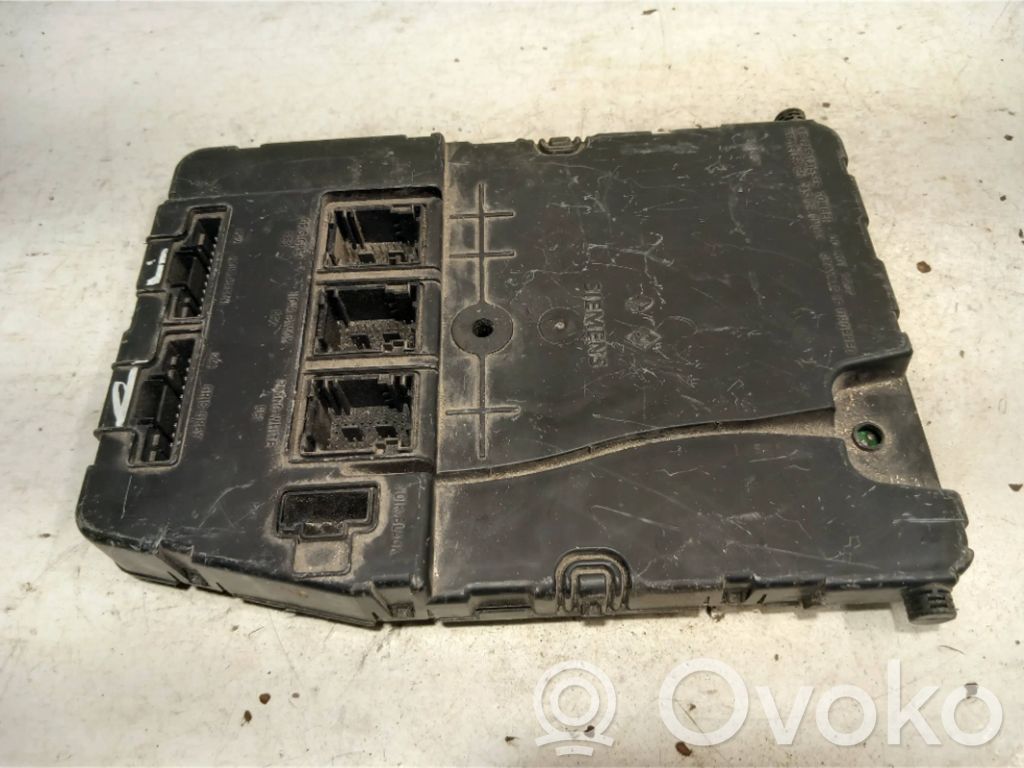 Renault Megane II Module confort 