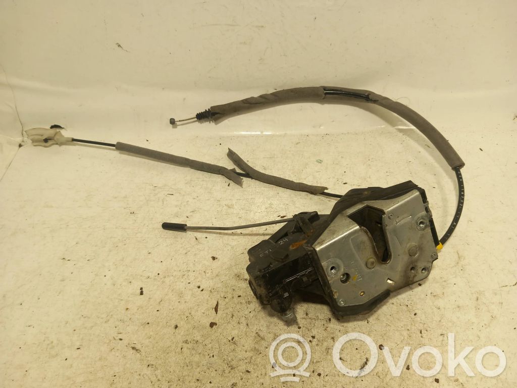 BMW 3 E46 Etuoven lukko 
