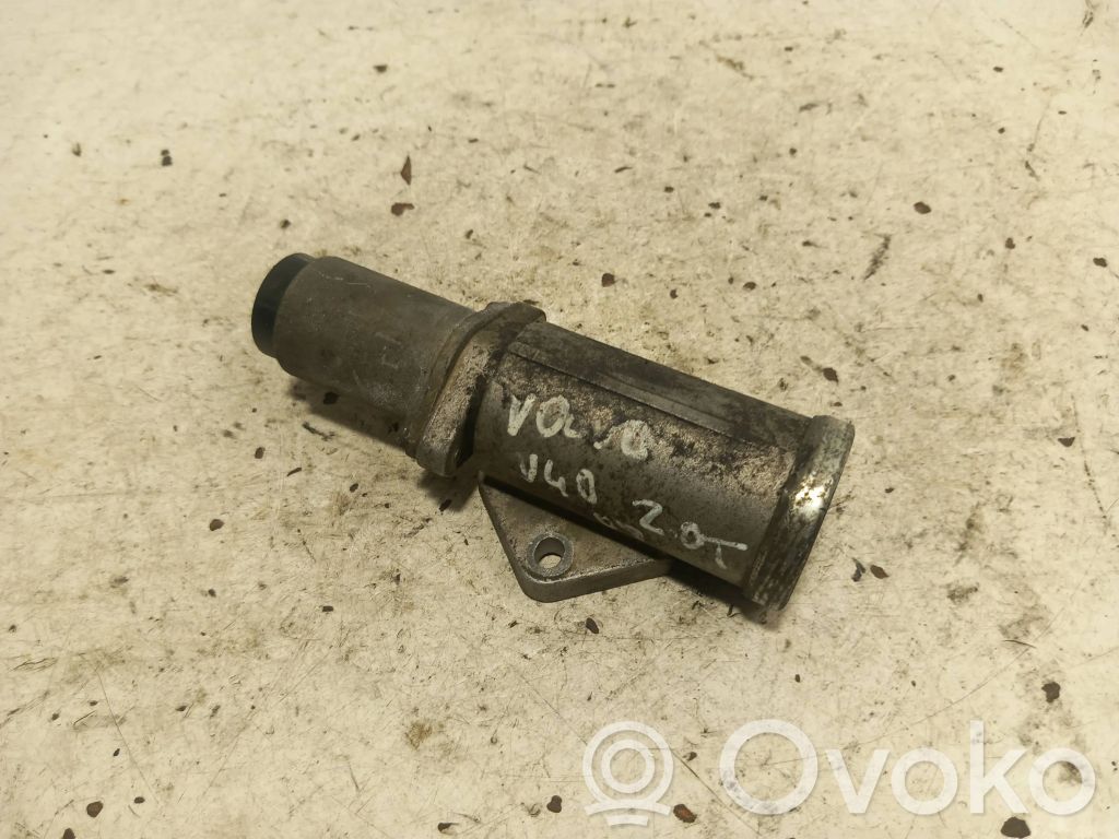 Volvo S40, V40 Válvula de control del ralentí (regulador) 
