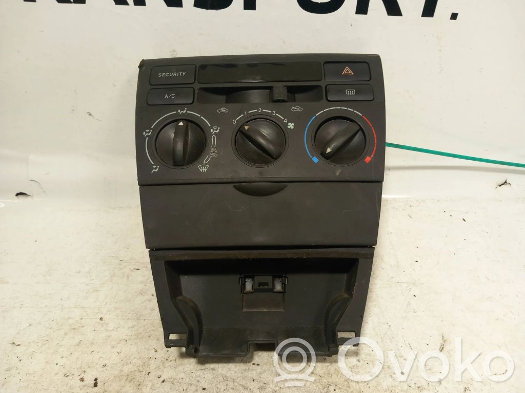 Toyota Corolla E120 E130 Climate control unit 