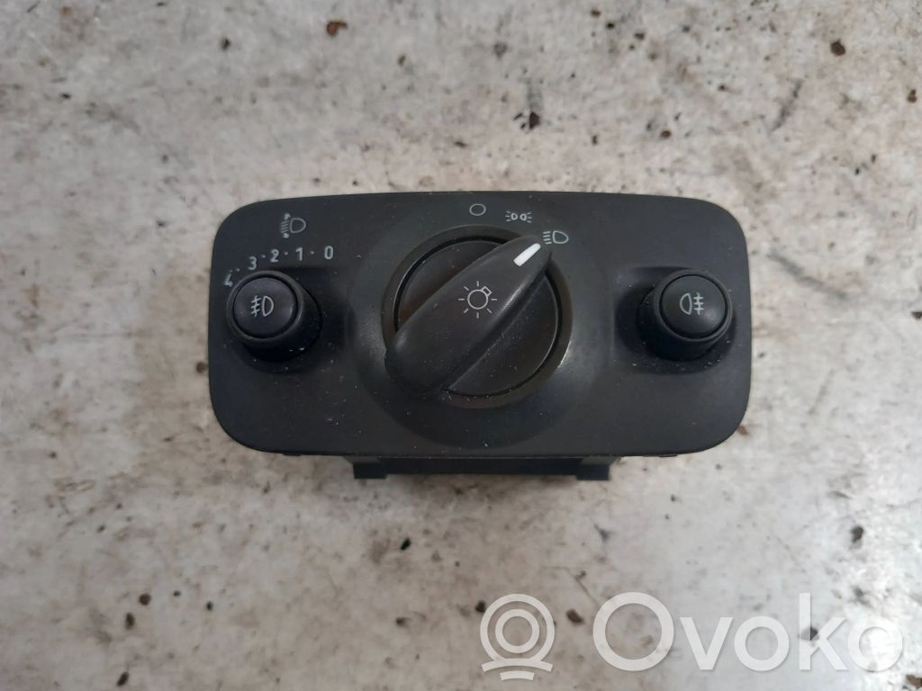 Light switch   6G9T13A024FD,04066473