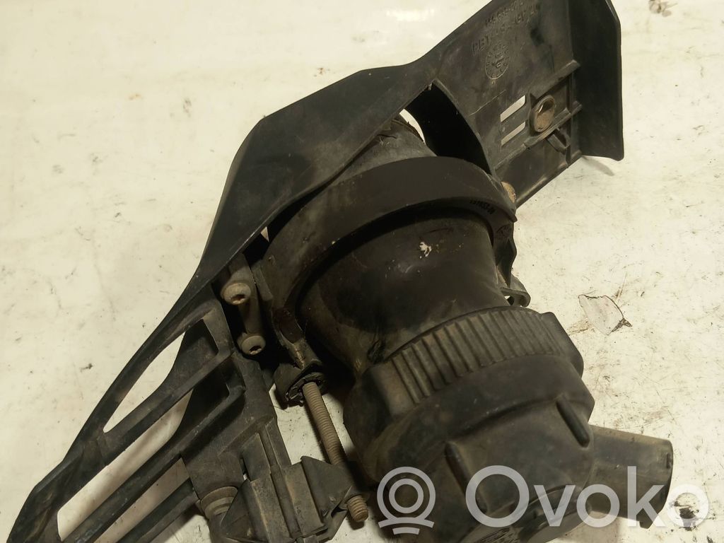 BMW 7 E65 E66 Etusumuvalo 
