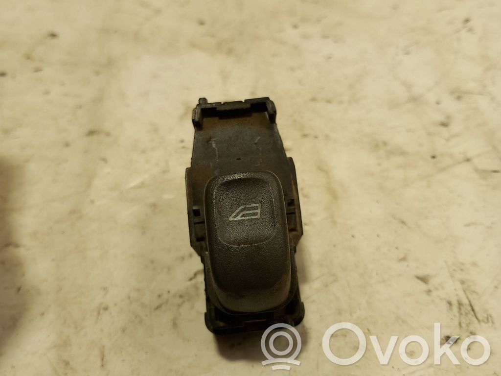 Volkswagen Caddy Comutator comandă geamuri electrice 