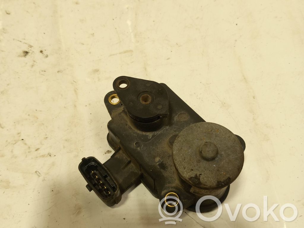 Mazda 3 I Sklendės valdymo varikliukas 