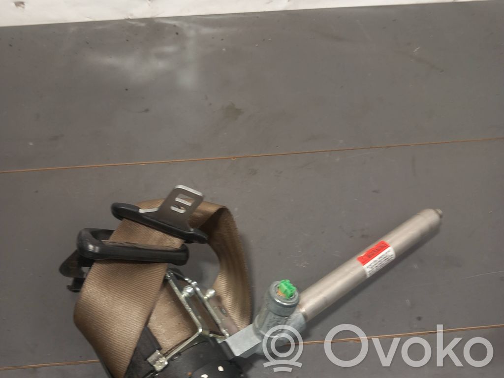 Volvo XC70 Cinturón trasero 