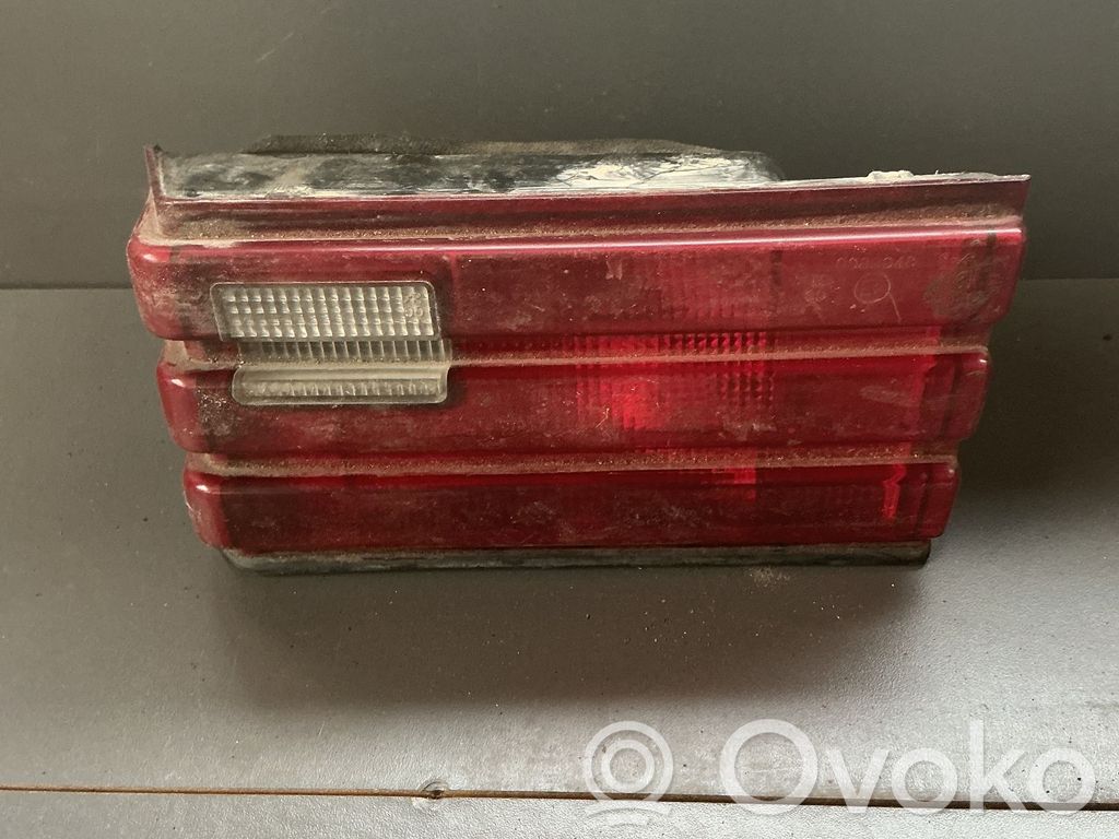 Mitsubishi Galant Lampy tylnej klapy bagażnika 