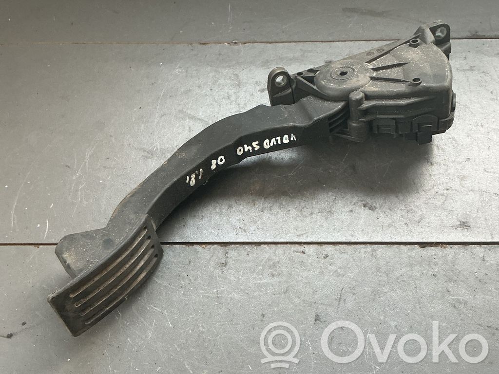 Volvo S40 Akceleratoriaus pedalas 