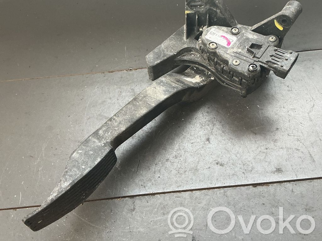 Opel Corsa C Kaasupoljin 