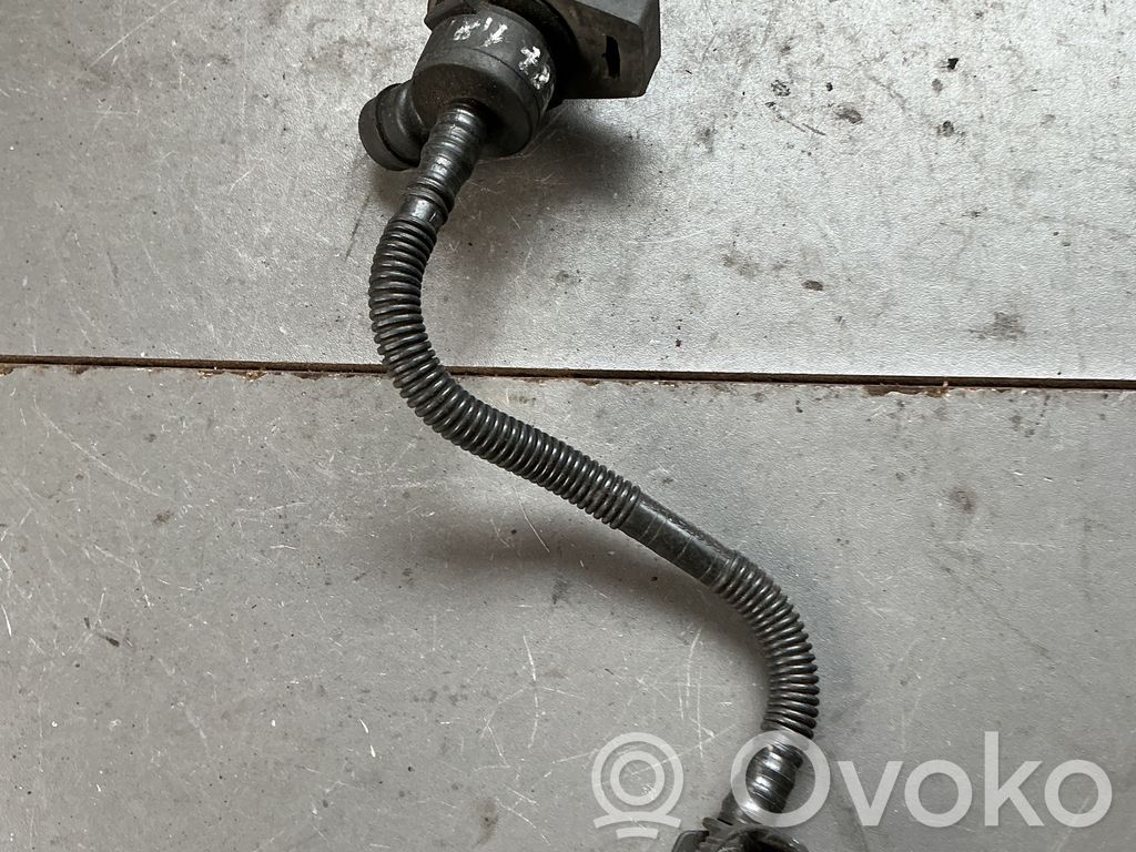 BMW 1 E81 E87 Degalų bako vožtuvas 
