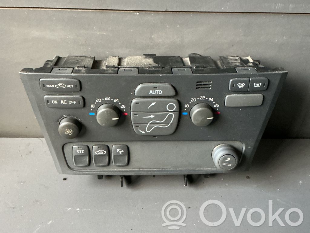 Volvo V70 Climate control unit 