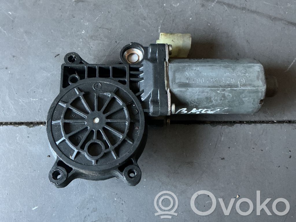 BMW X5 E53 Etuoven ikkunan nostomoottori 