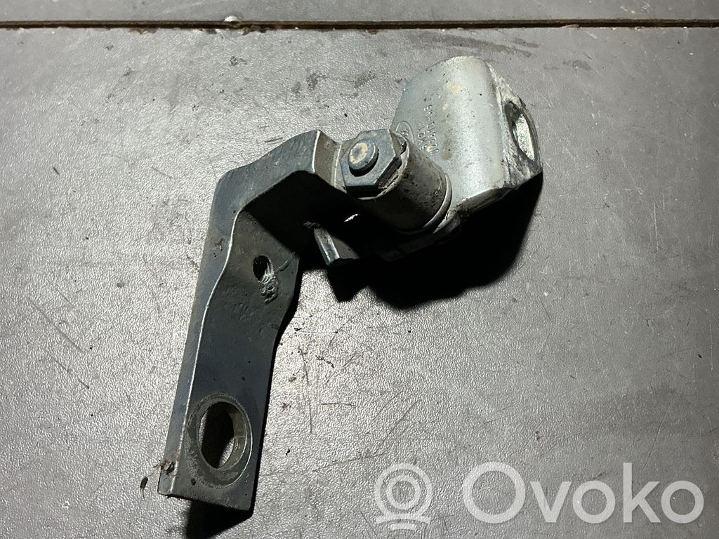 Ford Galaxy Front door upper hinge 