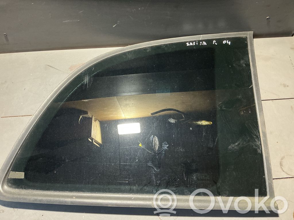 Opel Zafira A Rear side window 