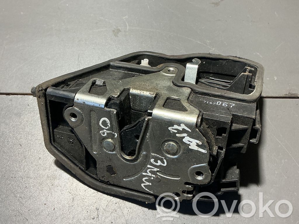BMW 5 E60 E61 Etuoven lukko 