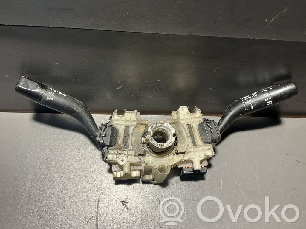Mazda 323 F Commodo, commande essuie-glace/phare 