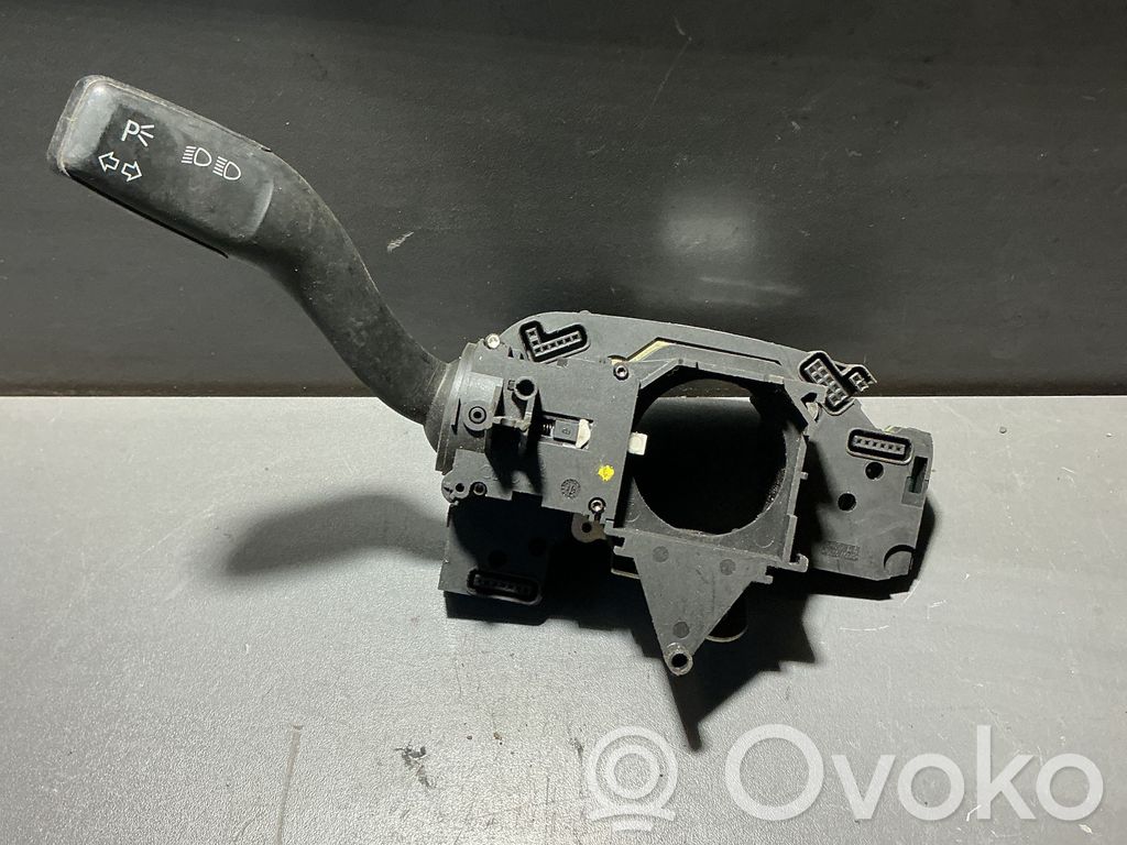 Audi A4 S4 B6 8E 8H Interruptor/palanca de limpiador de luz de giro 