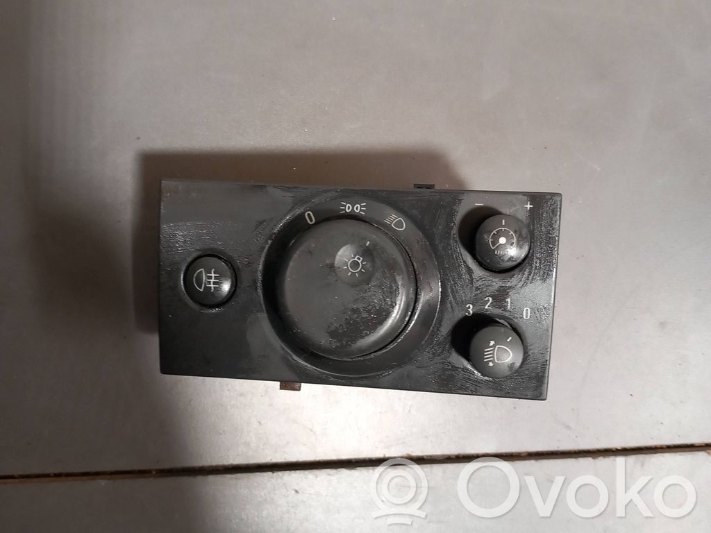 Opel Vectra C Light switch 