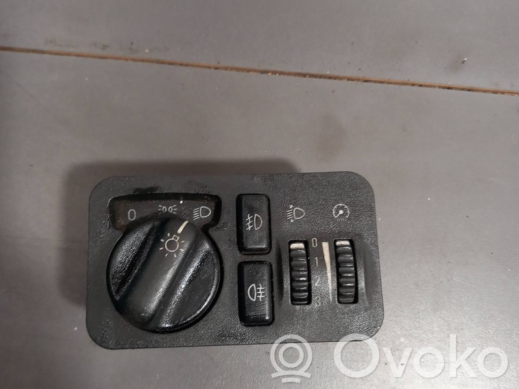 Opel Frontera B Interruptor de luz 