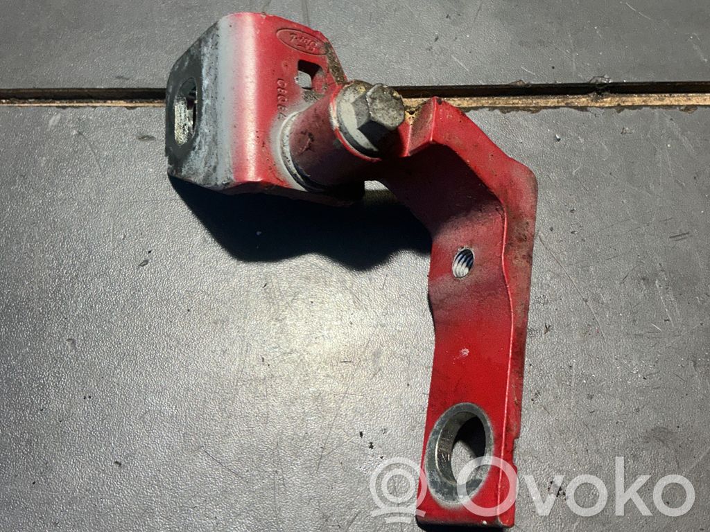 Ford Focus Bisagra inferior de la puerta trasera 