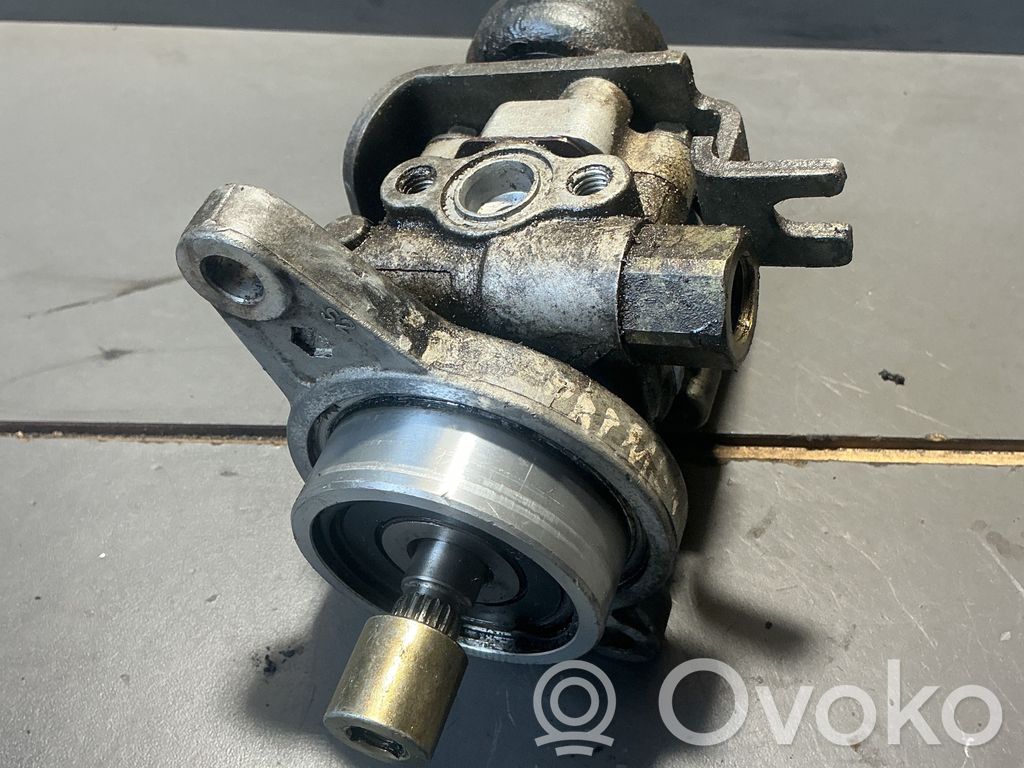 Nissan Almera Tino Ohjaustehostimen pumppu 