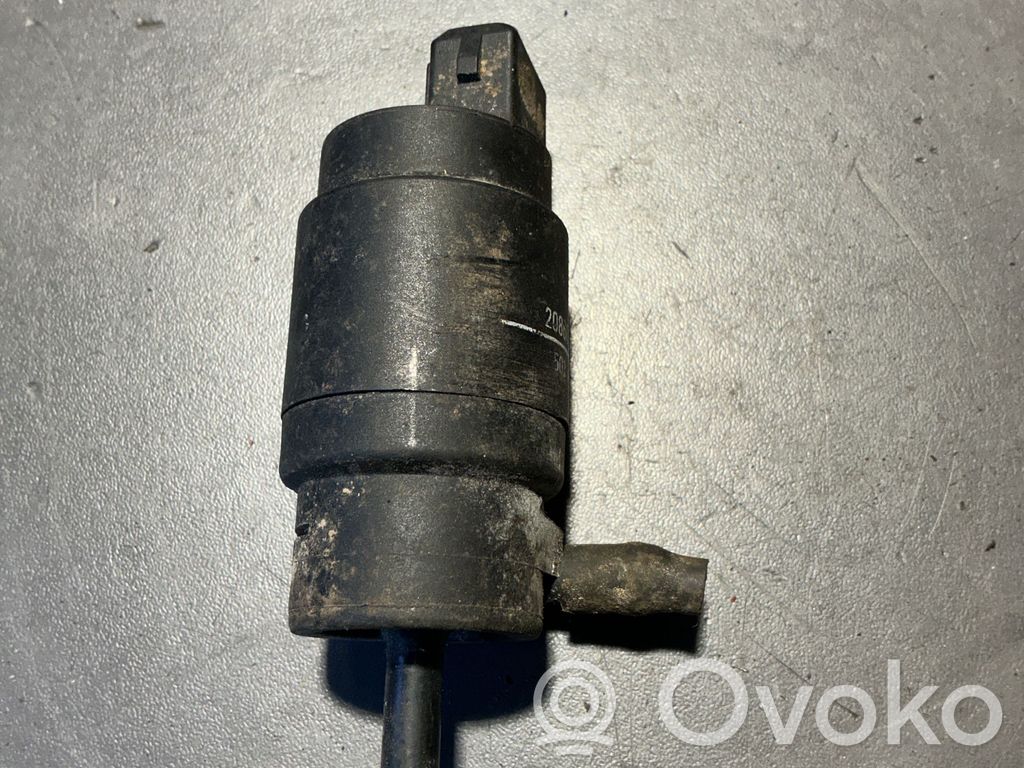 Nissan Primera Windscreen/windshield washer pump 