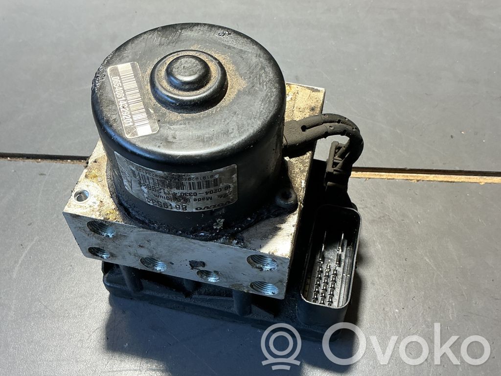 Volvo V70 ABS Pump 