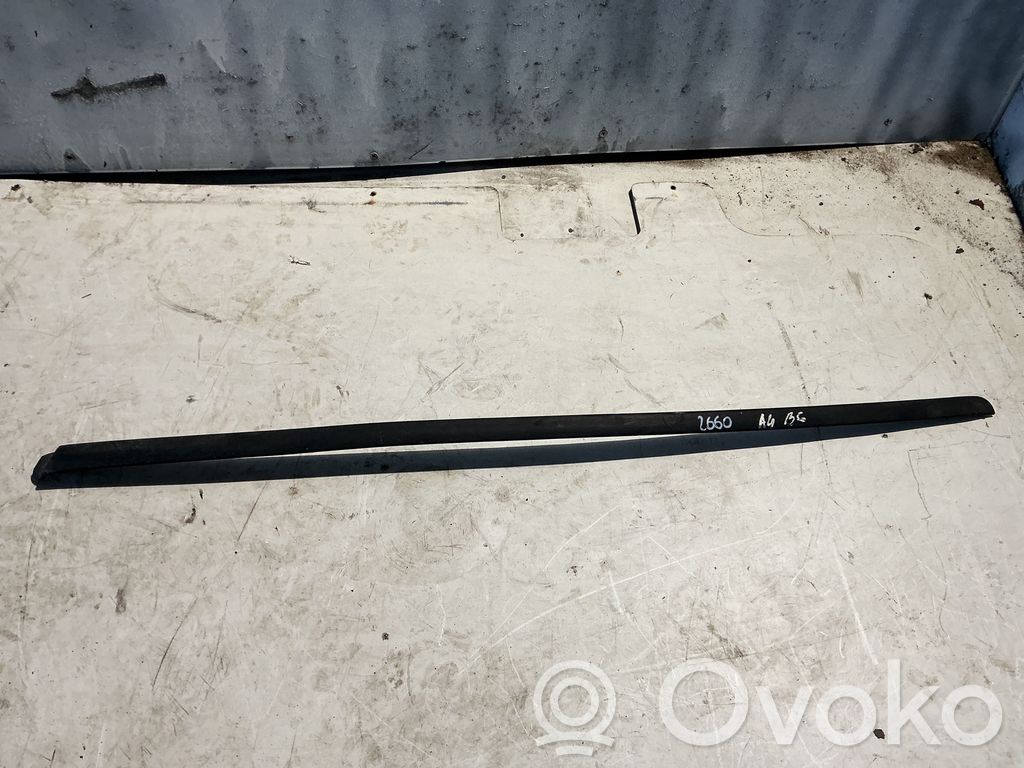 Audi A4 S4 B6 8E 8H Tuulilasin lista 