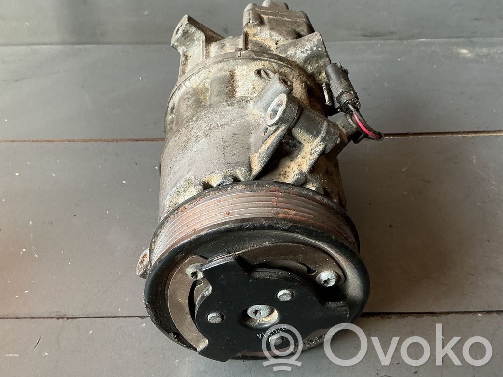BMW 3 E90 E91 Ilmastointilaitteen kompressorin pumppu (A/C) 