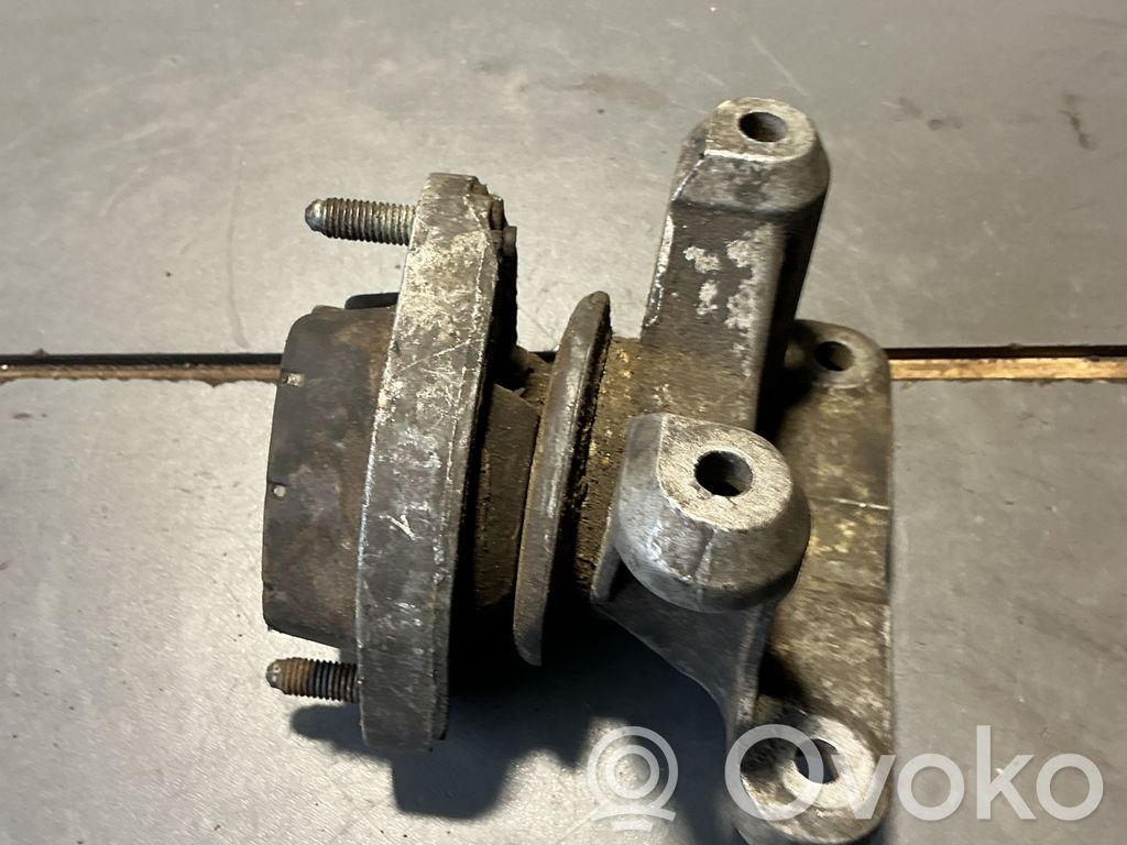 Audi A4 S4 B6 8E 8H Suport cutie viteze 
