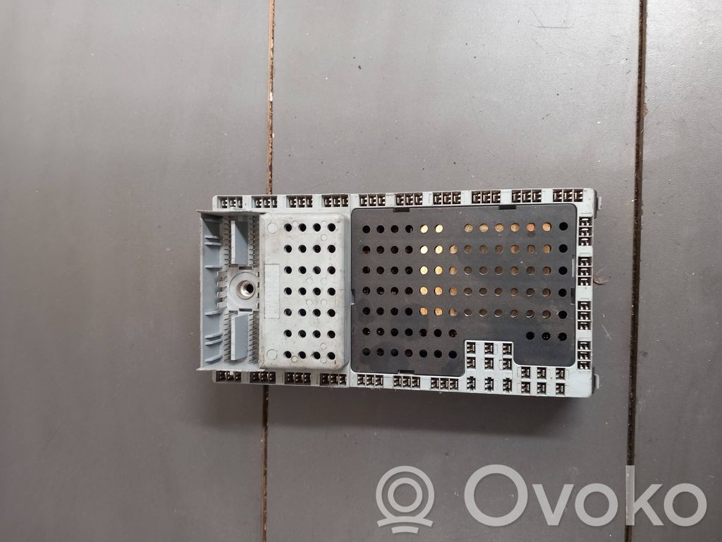 Volvo S80 Central body control module 