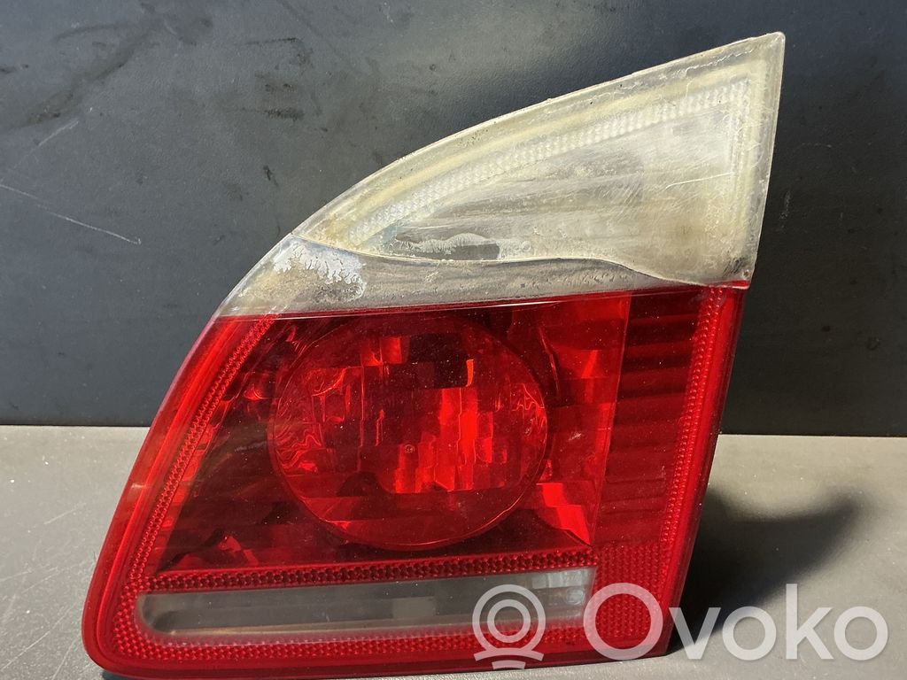 BMW 5 E60 E61 Takaluukun takavalot 