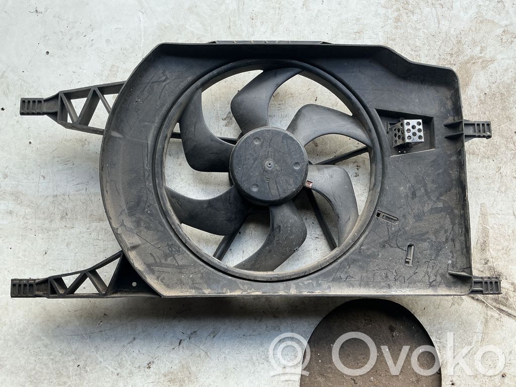Renault Laguna II Elektrisks radiatoru ventilators 
