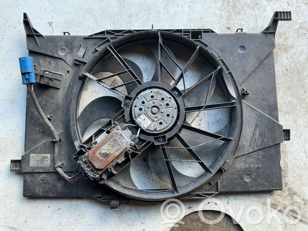 Mercedes-Benz A W169 Elektryczny wentylator chłodnicy 