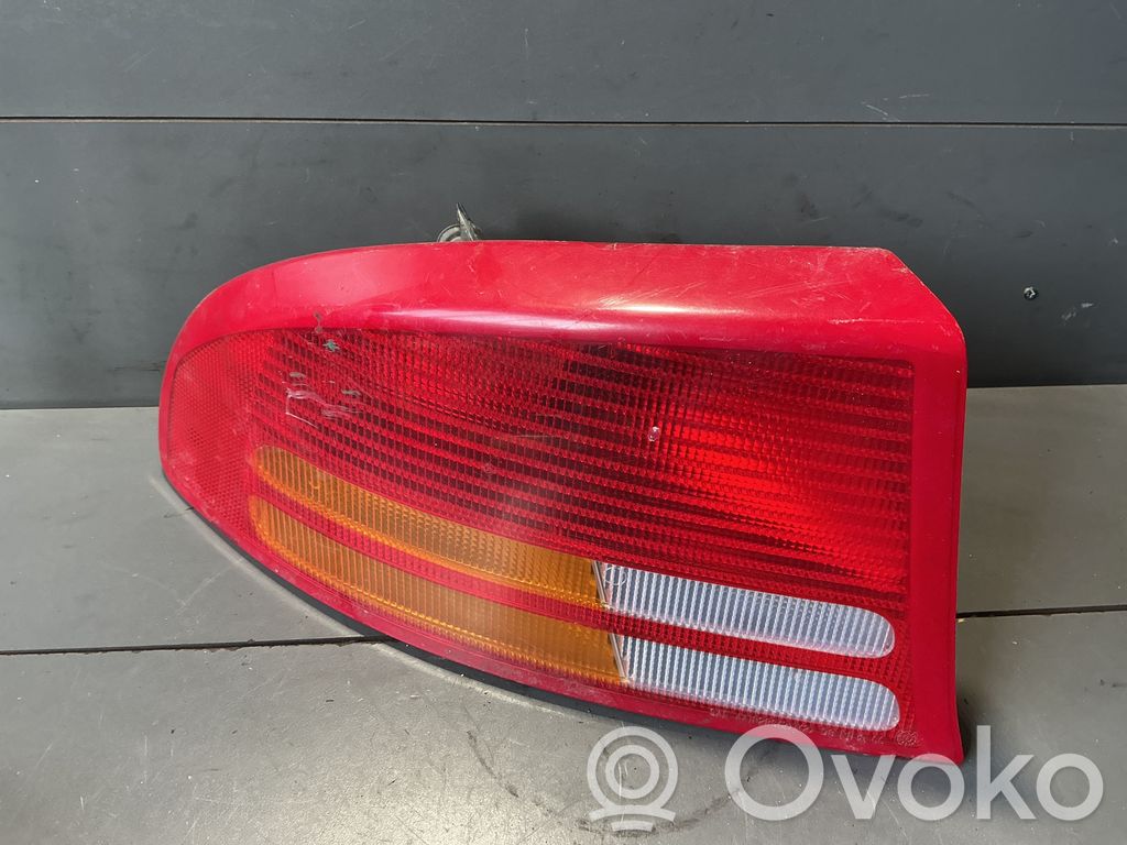 Chrysler Voyager Lampa tylna 