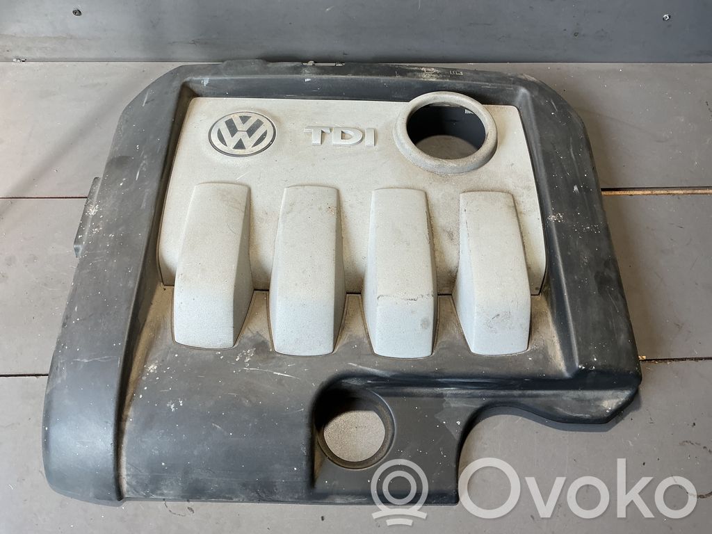 Volkswagen Golf V Motorabdeckung 