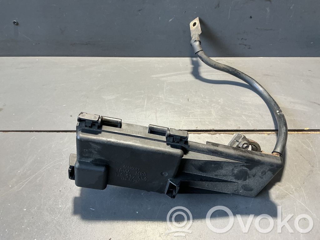 Volkswagen Golf IV Módulo de fusible 