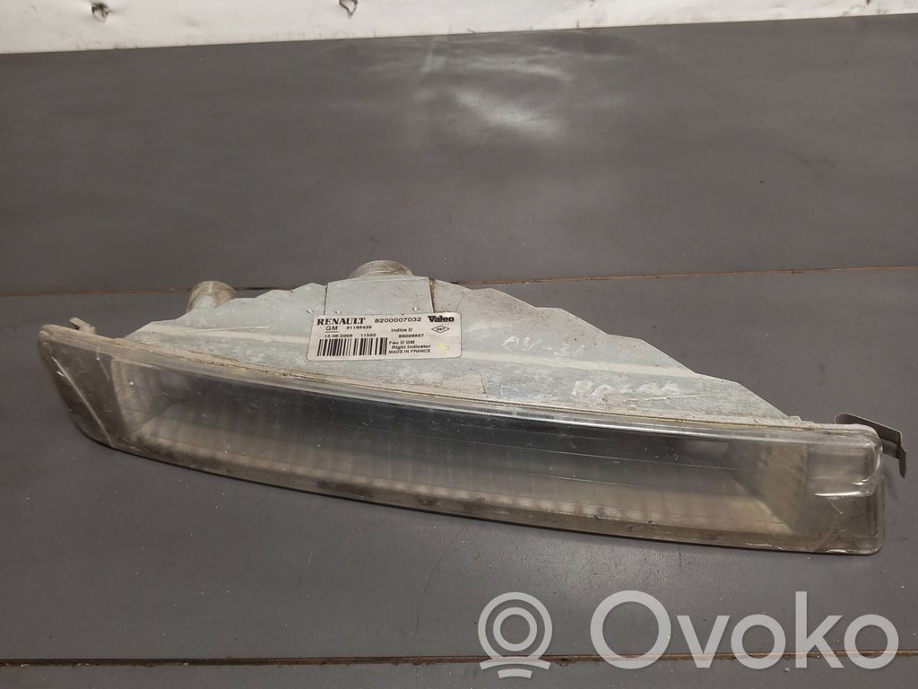 Renault Trafic II (X83) Frontblinker 