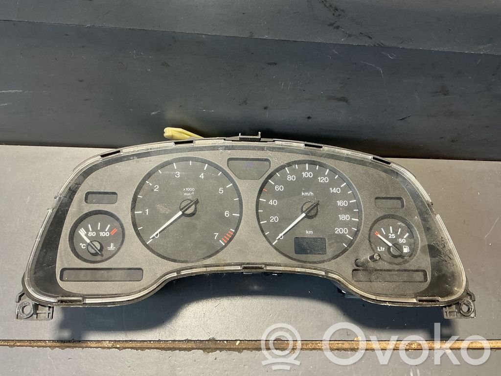 Opel Astra G Geschwindigkeitsmesser Cockpit 