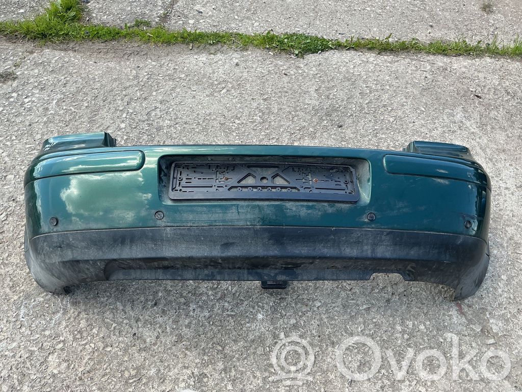 Volkswagen Golf IV Parachoques 