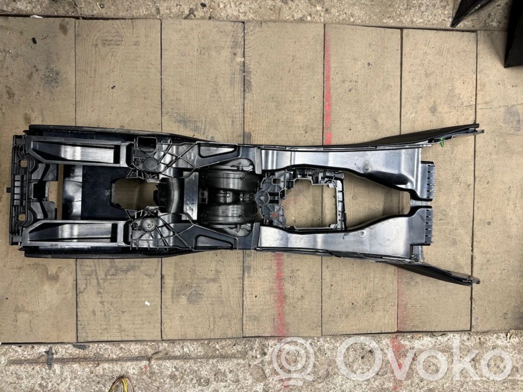 BMW 5 F10 F11 Tunel środkowy 