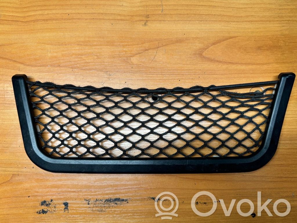 BMW 5 F10 F11 Kita salono detalė 