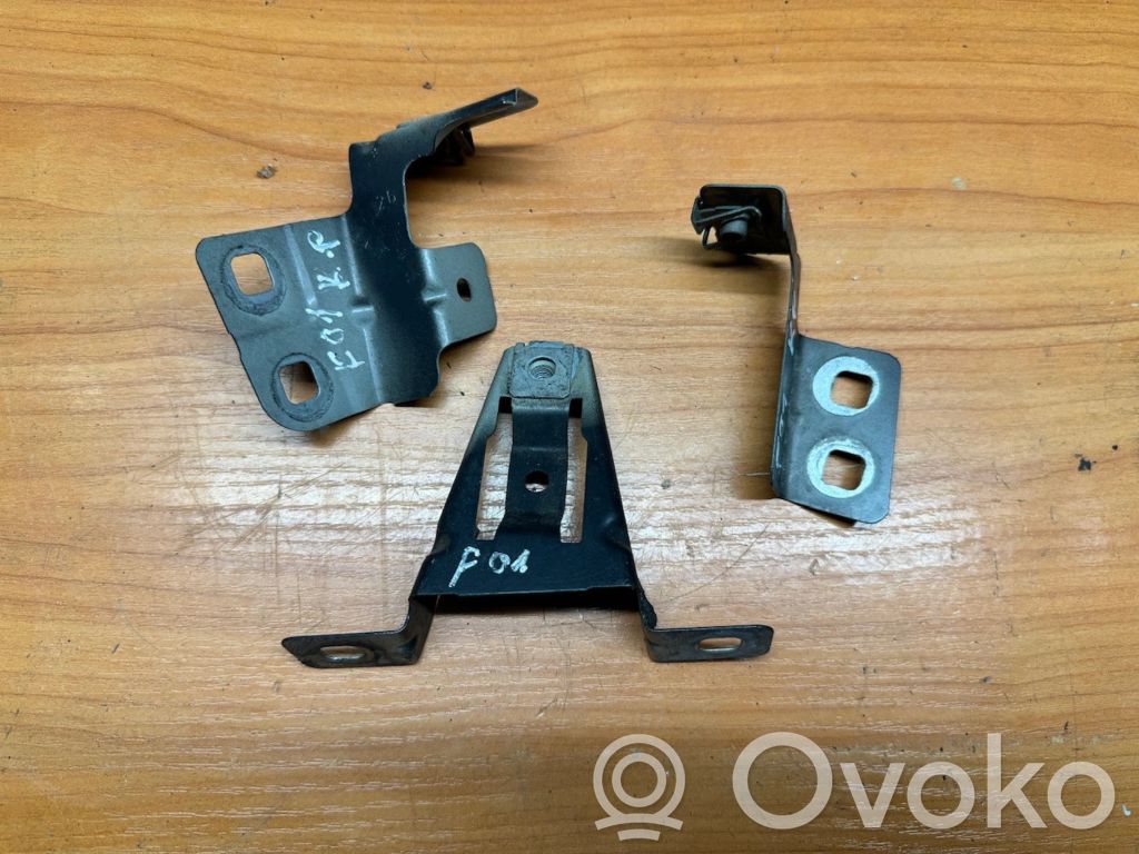 BMW 7 F01 F02 F03 F04 Bridă fixare aripă față 