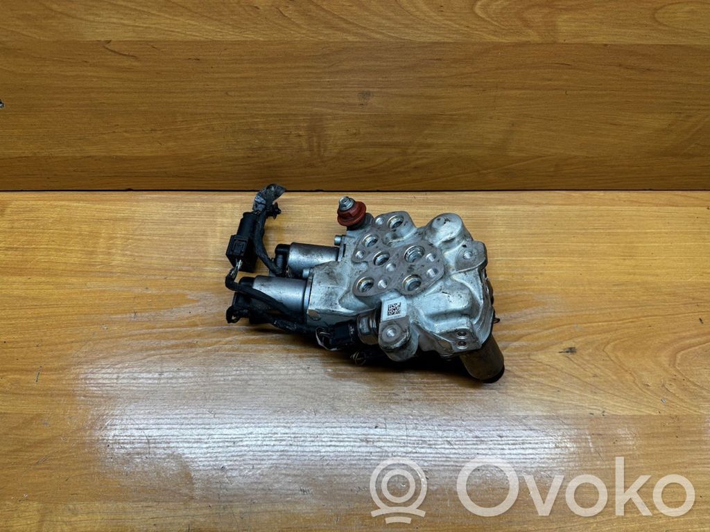 BMW 5 F10 F11 Kompresor zawieszenia pneumatycznego osi przedniej 