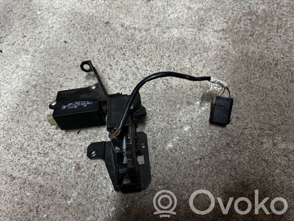 BMW 5 E39 Tailgate/trunk/boot lock/catch/latch 