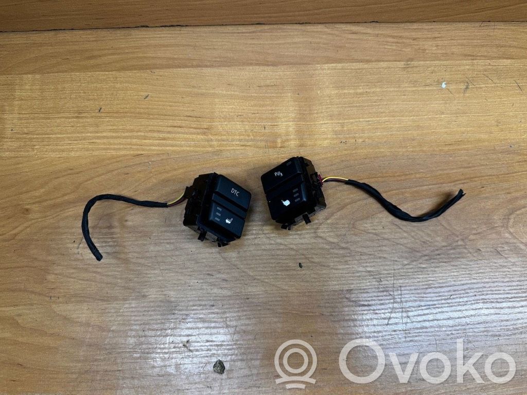 Seat heating switch   9159077,9159052,91590522,502286,915907702