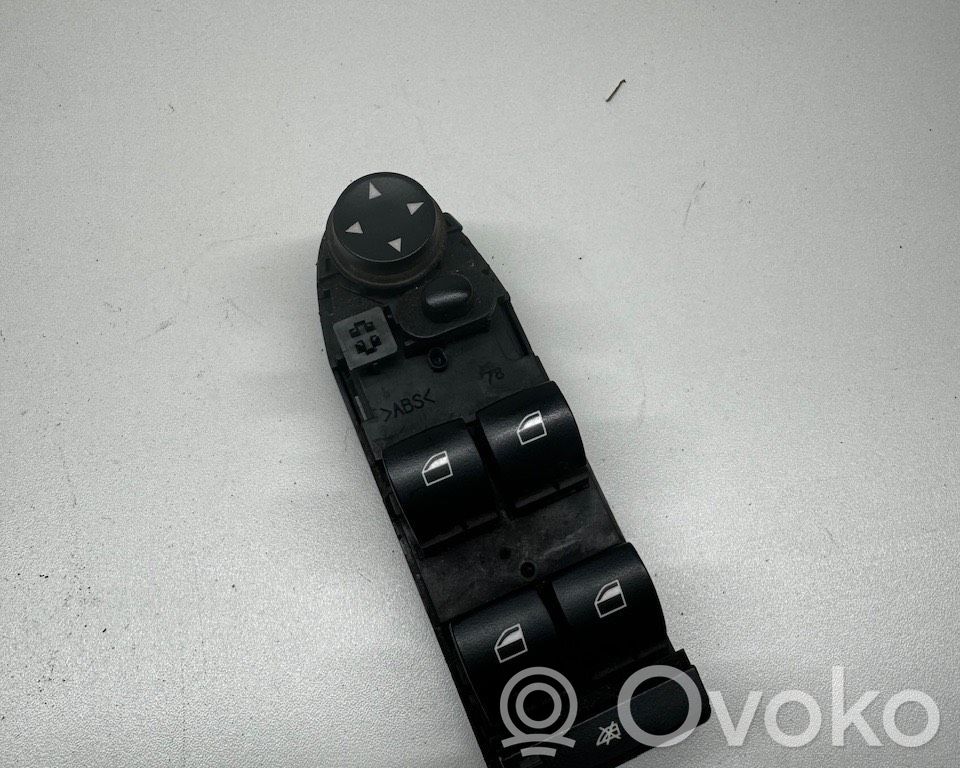 BMW 5 E60 E61 Electric window control switch 