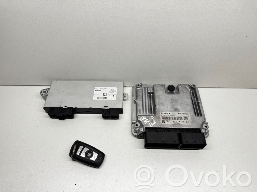 BMW 5 F10 F11 Komputer / Sterownik ECU i komplet kluczy 